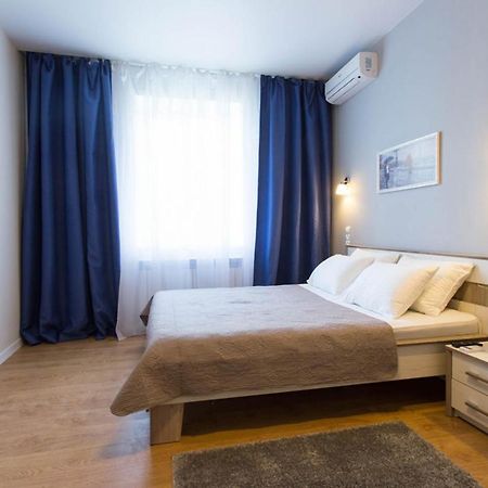 New Studio, Metro Yaroslava Mudroho And Universytet - Chernyshevska Str 95-3 ハルキウ エクステリア 写真