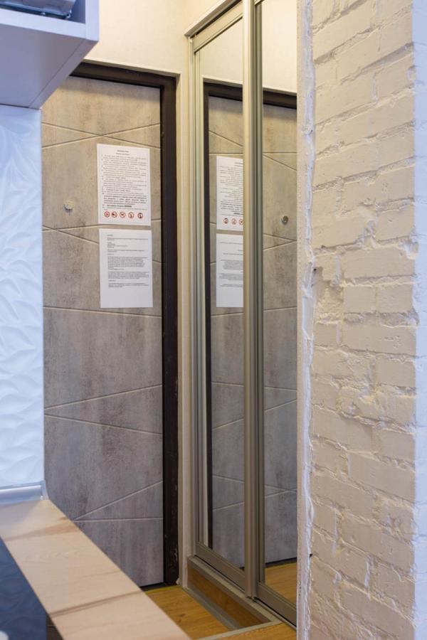 New Studio, Metro Yaroslava Mudroho And Universytet - Chernyshevska Str 95-3 ハルキウ エクステリア 写真